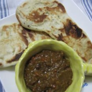 圧力鍋で　ナンにあうひき肉のカレー